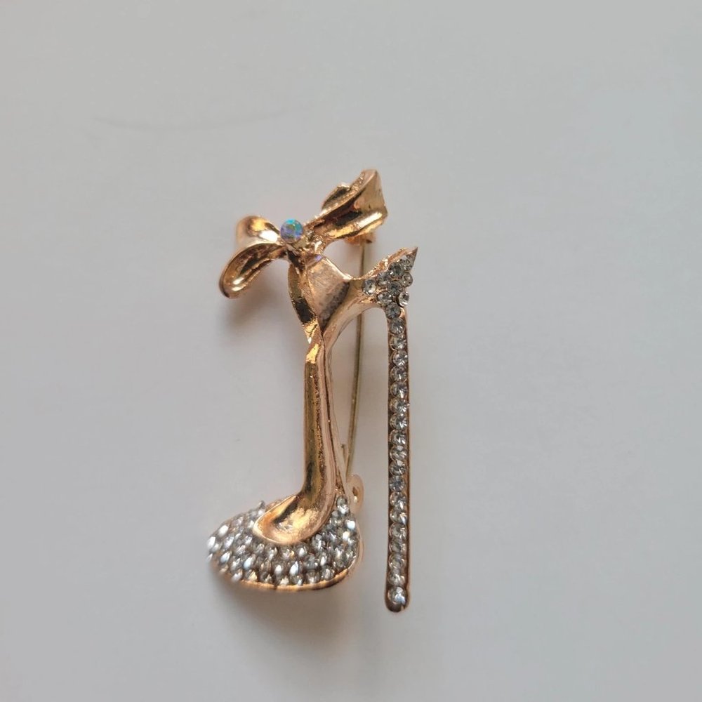 Brooch Pin